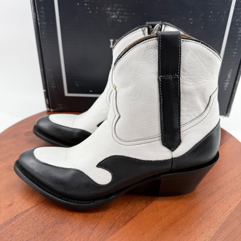 Lucchese M6077 Black White Flame Overlay Side Zip Leather Ankle Boots Womens 7 B